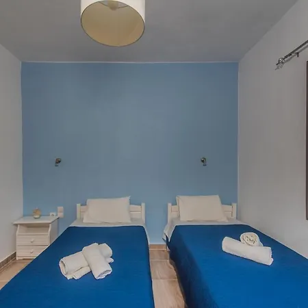 Mariettas Apartment, By Zantewize Апартаменты Аликес